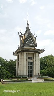 Phnom Penh: il sito degli eccidi di Choeung Ek
