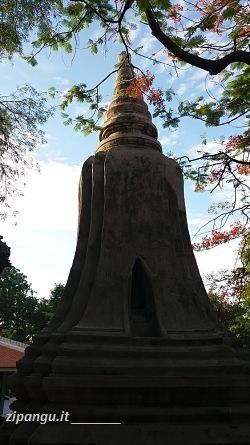 Phnom Penh: stupa presso il Wat Phnom