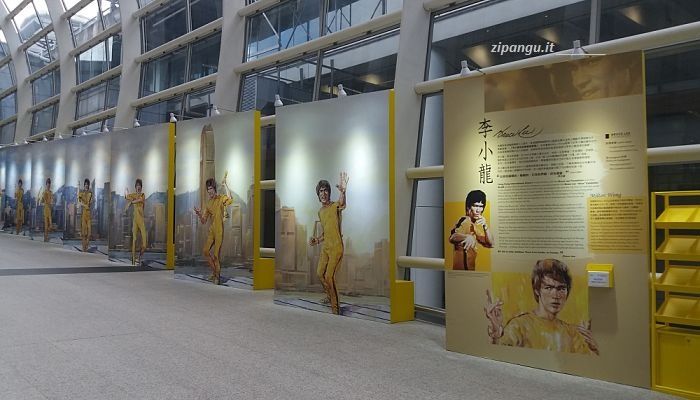 Aeroporto di Hong Kong, corridoio tra i due terminali