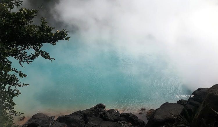 Secondo viaggio in Giappone: visita a Beppu; Umi-jigoku