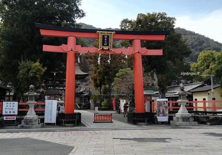 Cosa vedere a Nishikyo (Kyoto): il Matsunoo-Taisha; il torii