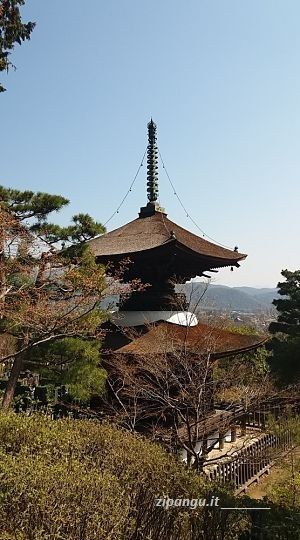 Tempio Jojakko-Ji, Pagoda Tahoto