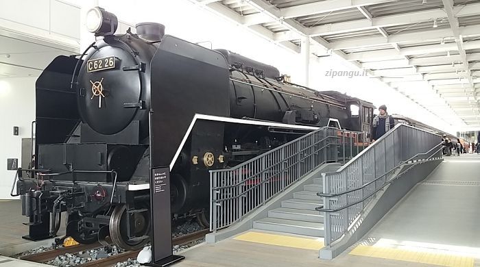 Museo Ferroviario di Kyoto, locomotiva C62 (raffigurata in Ginga Tetsudo, "Il treno interstellare")