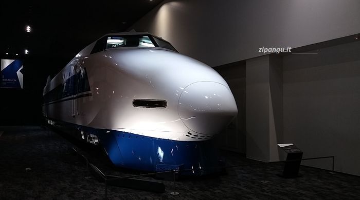 Treni nel Museo Ferroviario di Kyoto: Shinkansen della Serie 100