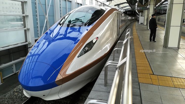 Come raggiungere Nagano; treno shinkansen alla Stazione di Nagano