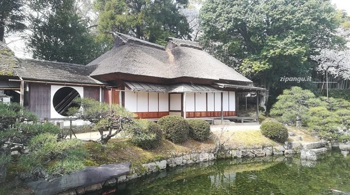 Cosa fare a Okayama: visitare una casa da tè nel Koraku-En