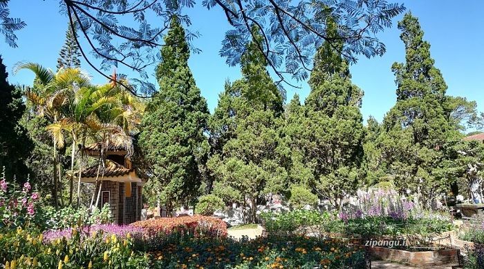 Cosa vedere a Da Lat: i giardini del Monastero di Truc Lam