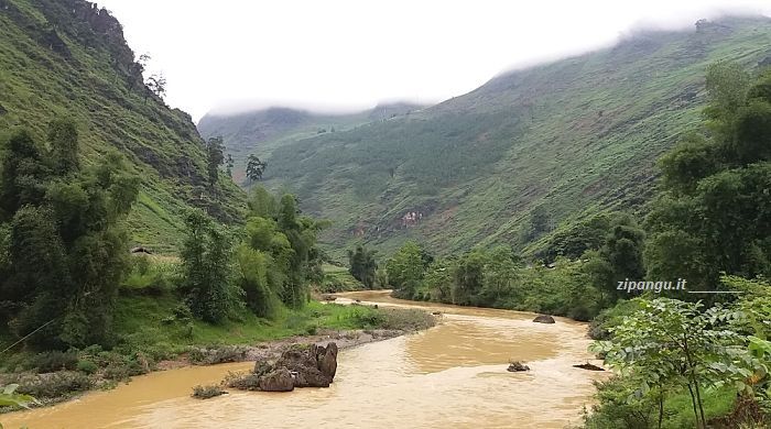 Montagna in Vietnam: dintorni di Ha Giang