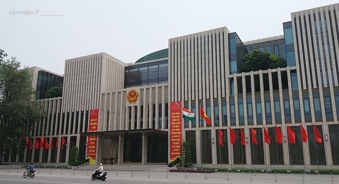 Cosa vedere nel Distretto di Ba Dinh (Hanoi): l'Assemblea Nazionale (Hoi Quoc)