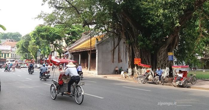 Cosa fare a Hanoi: girare il centro in risciò
