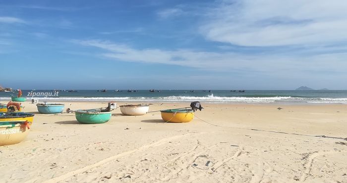 Vietnam: Hoa An, Bai Nom