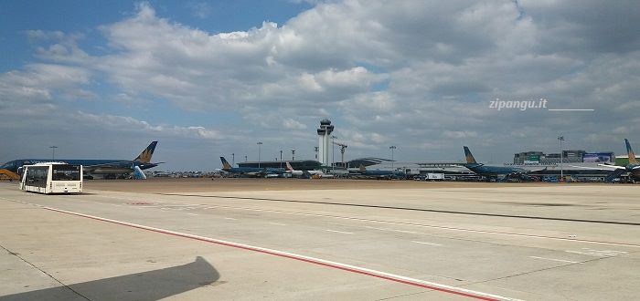 Arrivare in Vietnam in aereo: Città di Ho Chi Minh, Aeroporto internazionale di Tan Son Nhat